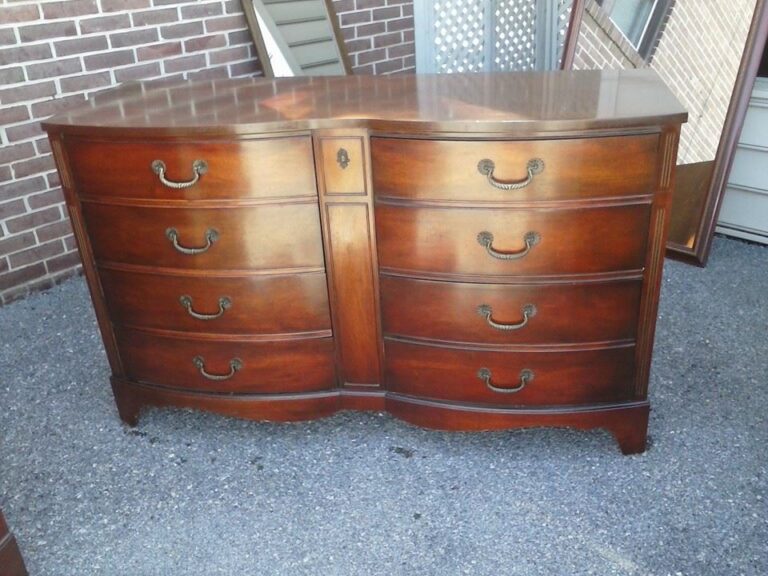 Dixie Furniture Company - Vintage Furniture